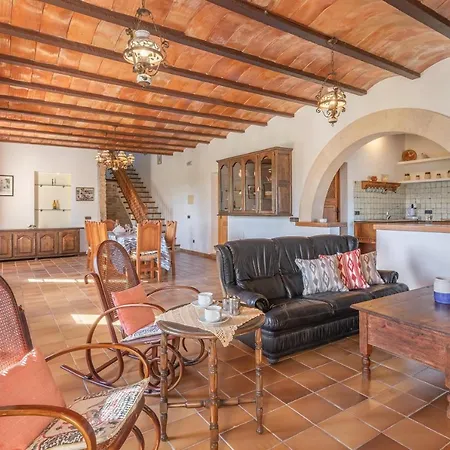 Apartment Es Turo De Cabrera
